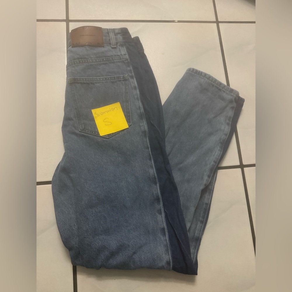 Men’s street wear statement jeans